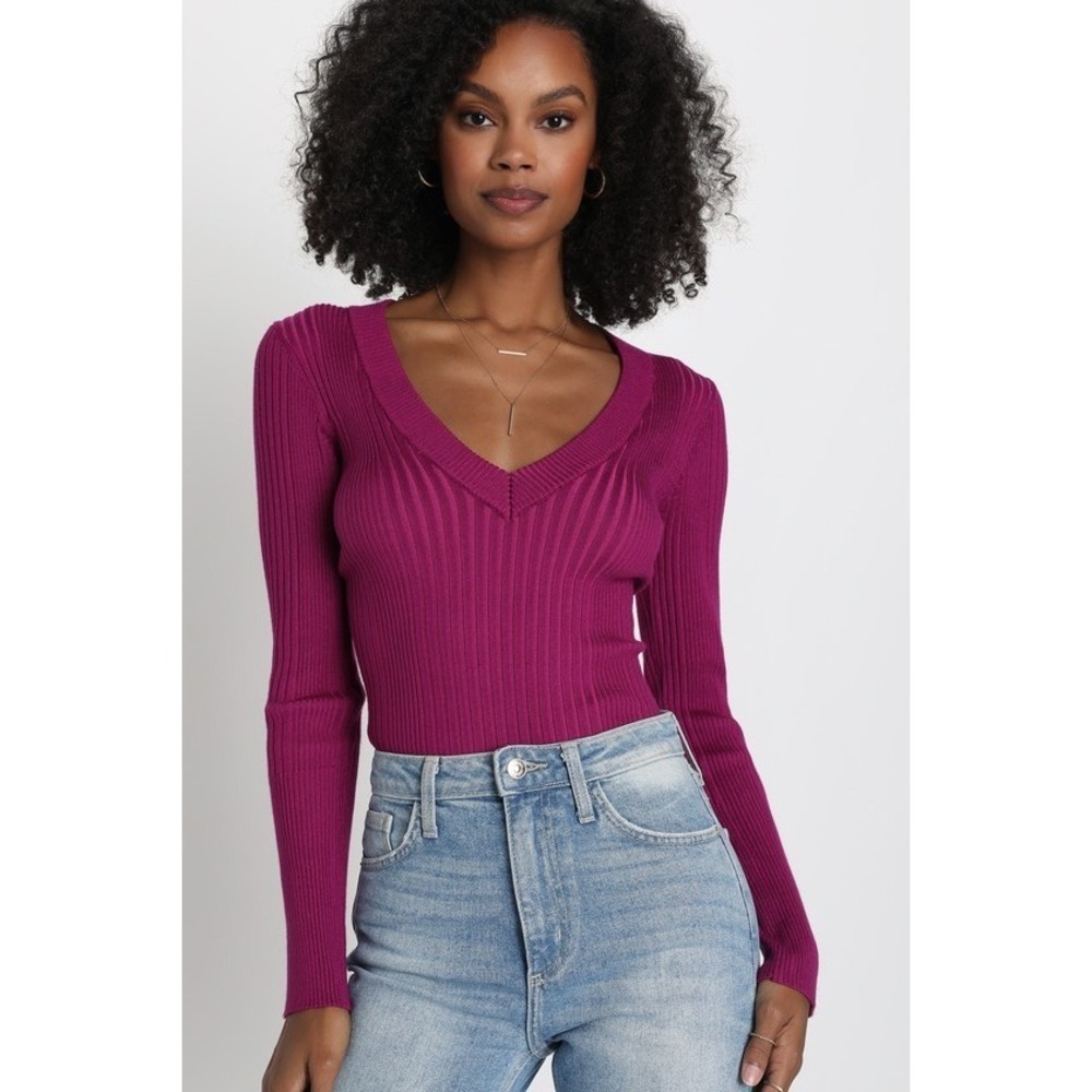 Chic Observations Purple Ribbed V-Neck Sweater Top